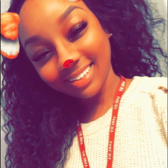 β€οΈβ€οΈMeet your seller!β€οΈβ€οΈ and a BUYER - Picture 3 of 4